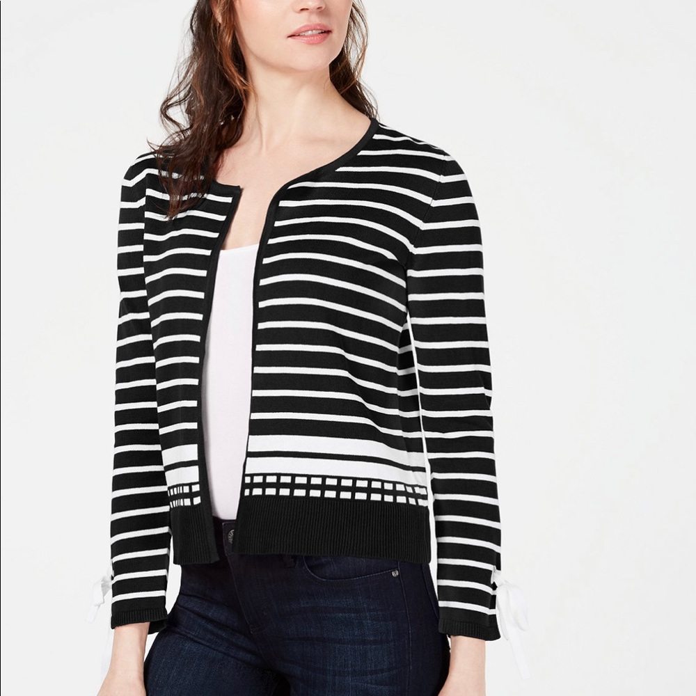 NY Collection Petite Cropped Cardigan